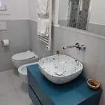 Un Nido Sui Tetti Vicino Al Mare Lejlighed